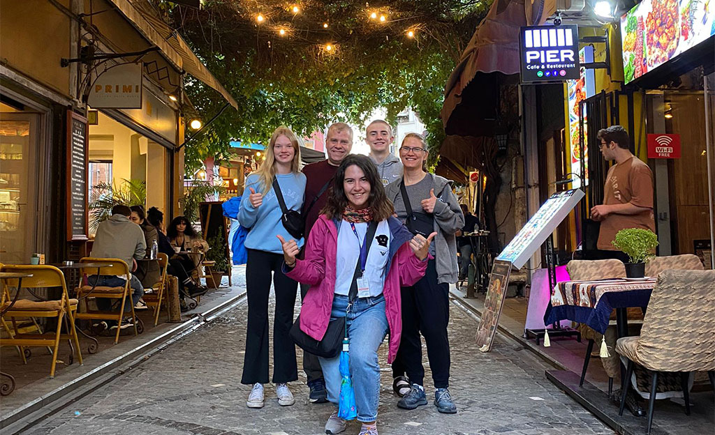 Ιδιωτική περιήγηση στην ιστορική χερσόνησο με επαγγελματία ξεναγό με άδεια